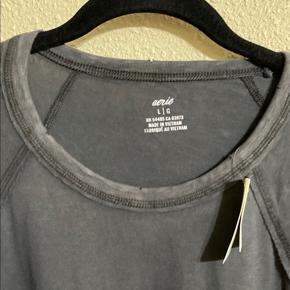 Aerie Gray Crew Neck Long Sleeve T-shirt NWT Size L - Picture 4 of 12